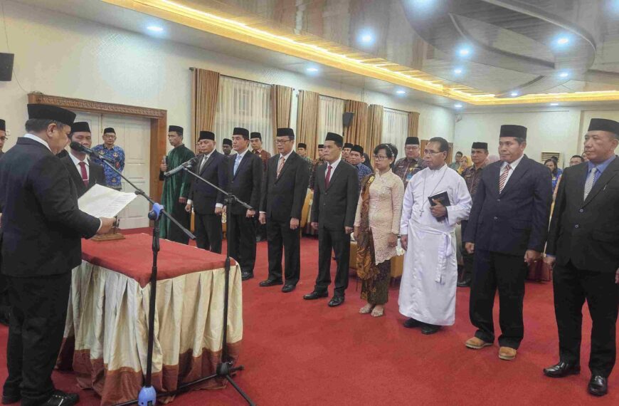 Tingkatkan Efektivitas Organisasi, Kakanwil Kemenag Provinsi Jambi Lantik Tujuh Pejabat Manajerial Baru